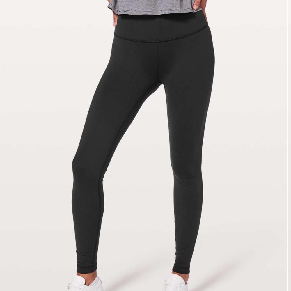 Lululemon Wunder Under Hi-Rise Tight *Full-On Luon 28"
Black